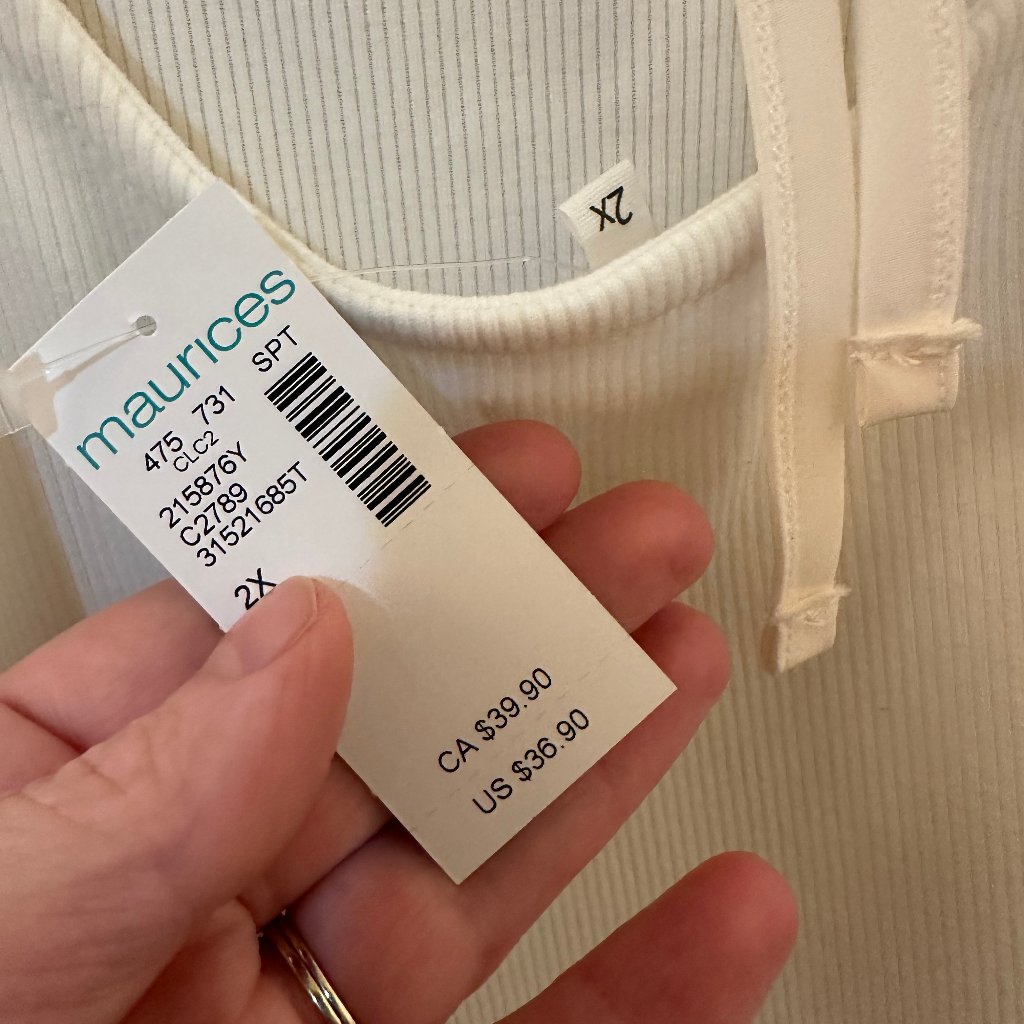Nwt - Maurices White Half-Sleeve Top Size 2x